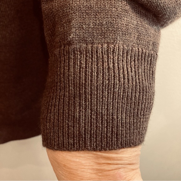 WILFRED Sz S Clara 100% Merino Wool Oversized Soft Long Sleeve Sweater Aritzia - Picture 7 of 12